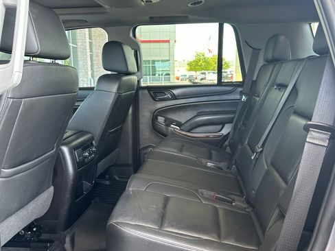Used 2018 GMC Yukon SLT w/ Premium Edition RWD image 36
