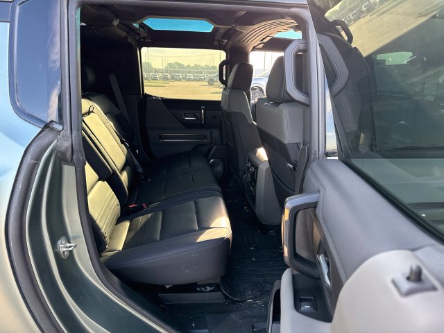Used 2024 GMC Hummer EV 3X AWD/4WD image 9