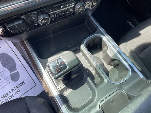 Used 2023 Chevrolet Silverado 1500 RST image 18