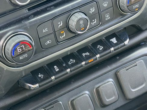 Used 2019 Chevrolet Silverado 2500 LTZ w/ Duramax Plus Package image 28