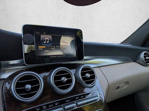 Used 2015 Mercedes-Benz C 300 4MATIC Sedan image 13