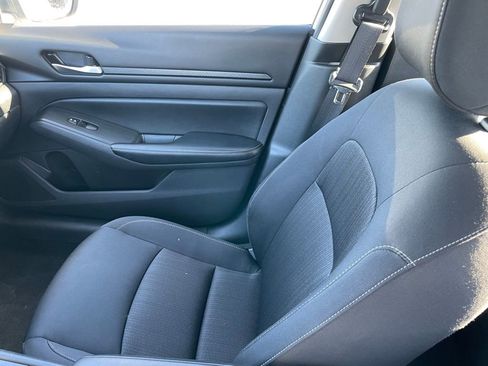 Used 2024 Nissan Altima 2.5 SV FWD image 20