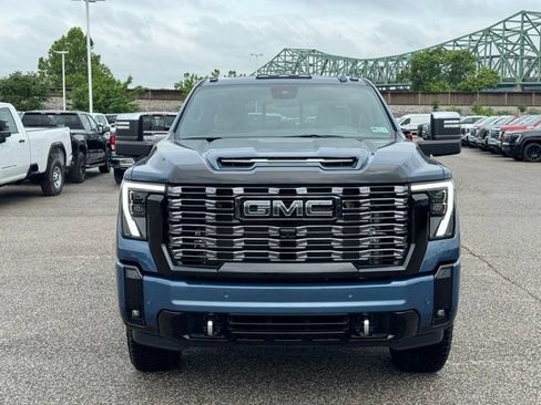Certified 2026 GMC Sierra 2500 Denali Ultimate AWD/4WD image 9
