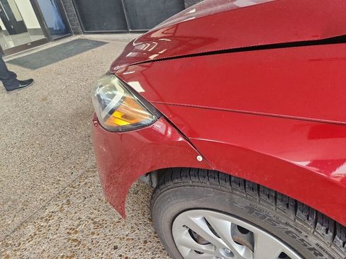 Used 2017 Hyundai Elantra SE FWD image 5
