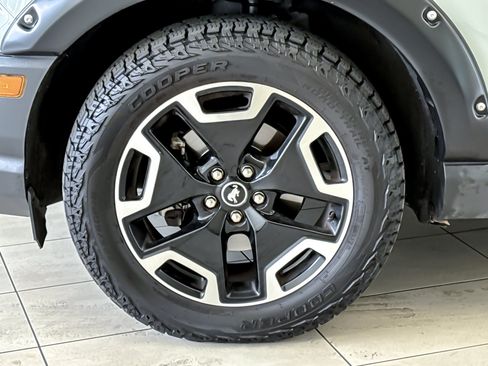 Certified 2022 Ford Bronco Sport Outer Banks w/ Tech Package AWD/4WD image 27