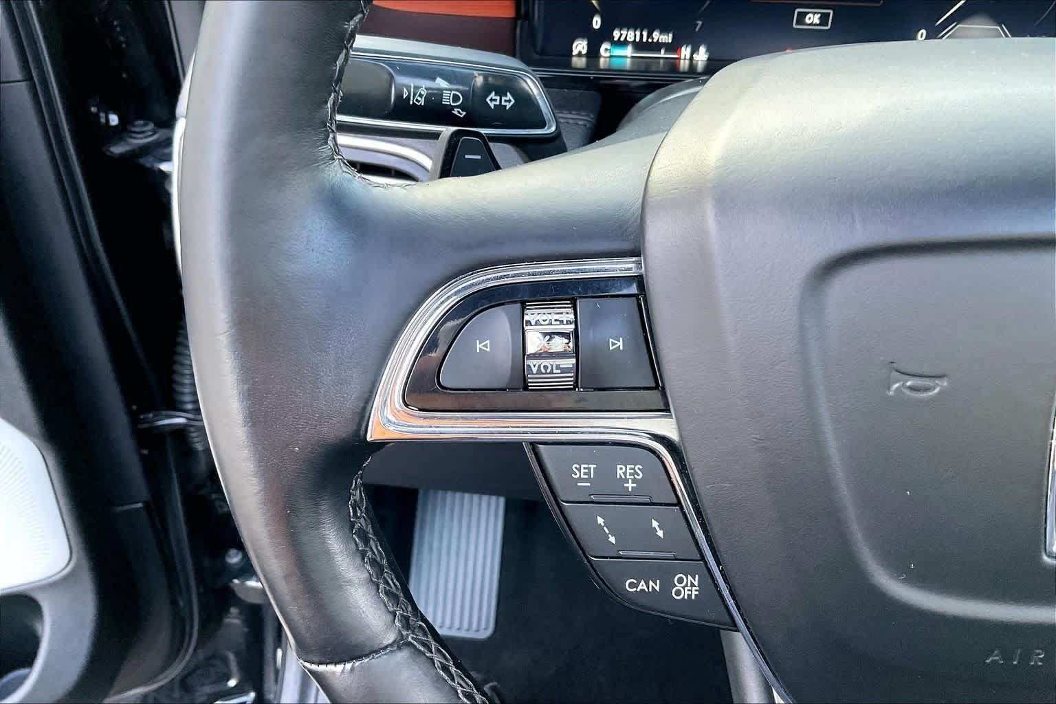 Used 2021 Lincoln Navigator L Reserve AWD/4WD image 23