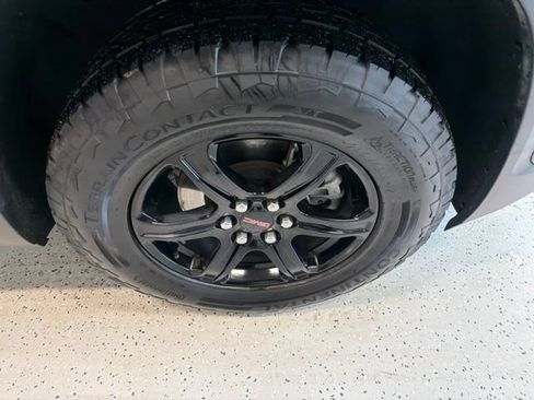 Used 2023 GMC Acadia AT4 AWD/4WD image 10