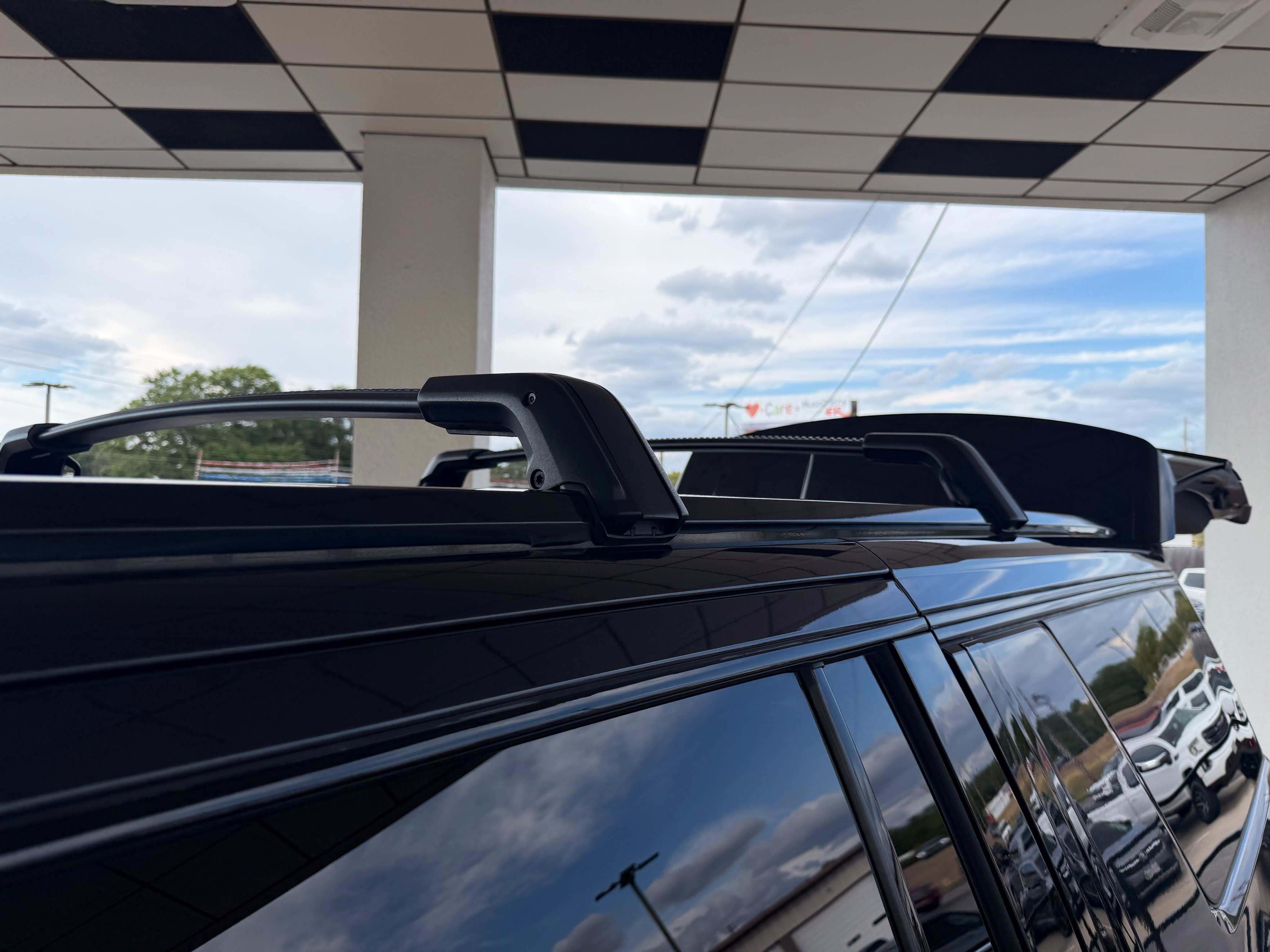 Used 2023 GMC Yukon XL Denali Ultimate AWD/4WD image 27