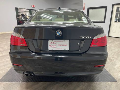 Used 2010 BMW 528i Sedan RWD image 20