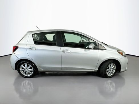 Used 2015 Toyota Yaris LE FWD image 8