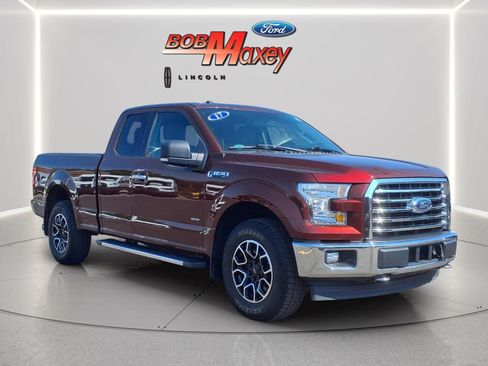 Used 2017 Ford F150 XLT w/ Equipment Group 302A Luxury AWD/4WD image 3