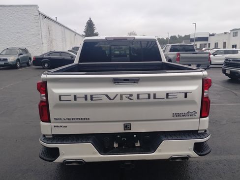 Used 2020 Chevrolet Silverado 1500 High Country image 4