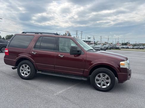 Used 2010 Ford Expedition XLT AWD/4WD image 5