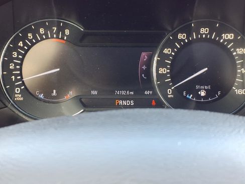 Used 2013 Lincoln MKZ Base image 17