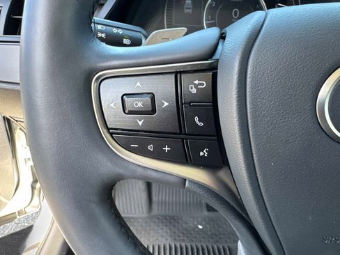 Certified 2024 Lexus ES 350 w/ Premium Package image 30