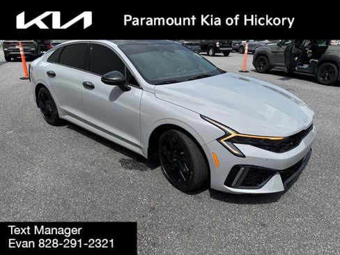 Used 2025 Kia K5 GT-Line w/ GT-Line Premium Package FWD image 3