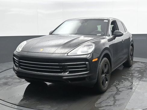 Used 2022 Porsche Cayenne AWD/4WD image 6