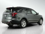 Used 2018 Ford Explorer XLT w/ Equipment Group 202A image 5