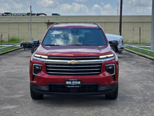 Used 2026 Chevrolet Traverse LT w/ Driver Confidence Package FWD image 8