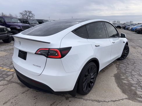 Used 2024 Tesla Model Y Performance image 6