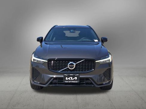 Used 2022 Volvo XC60 B6 R-Design w/ Advanced Package AWD/4WD image 9