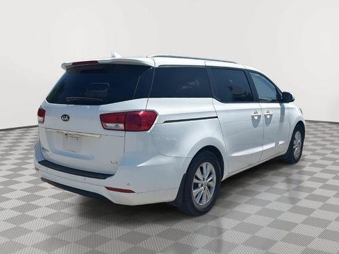 Used 2015 Kia Sedona LX w/ LX Convenience Package FWD image 28