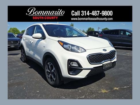 Used 2022 Kia Sportage LX AWD/4WD image 1