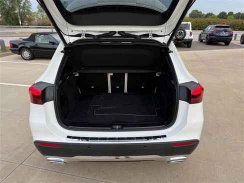 Certified 2025 Mercedes-Benz GLA 250 4MATIC image 8