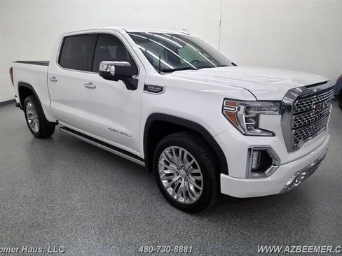 Used 2019 GMC Sierra 1500 Denali w/ Denali Ultimate Package AWD/4WD image 11