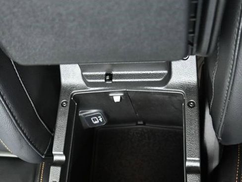 Certified 2025 Jeep Gladiator Sport image 23