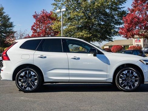 New 2026 Volvo XC60 B5 Ultra w/ Protection Package Premier image 3