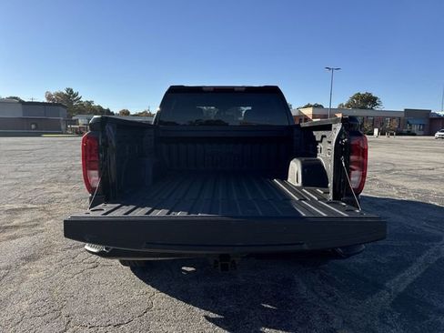 New 2026 GMC Sierra 1500 Elevation image 23