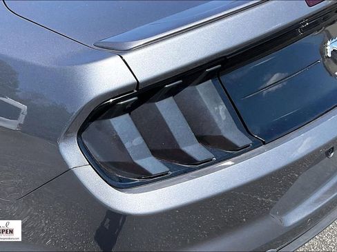 Used 2022 Ford Mustang Premium image 29