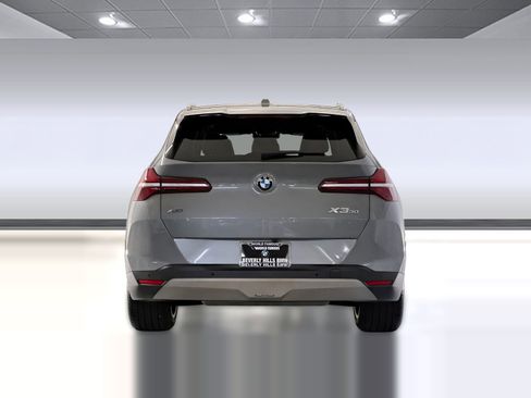 Used 2025 BMW X3 xDrive30i w/ Convenience Package AWD/4WD image 10