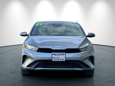 Certified 2024 Kia Forte LXS image 9