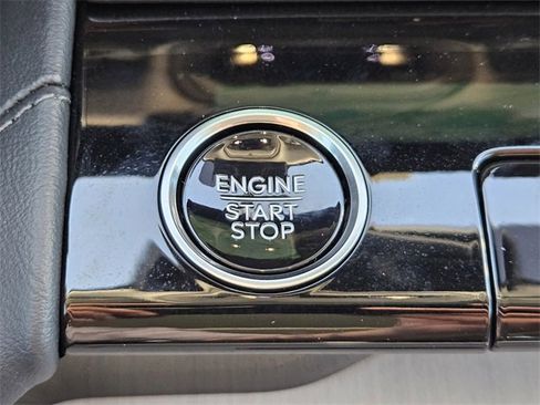 New 2025 Lincoln Navigator L Reserve image 20