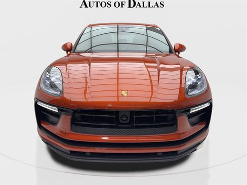 Used 2023 Porsche Macan image 4
