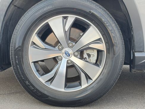 Used 2023 Subaru Ascent Premium w/ Convenience Package AWD/4WD image 10