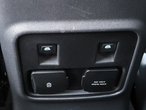 Used 2024 Ford Bronco Outer Banks image 14