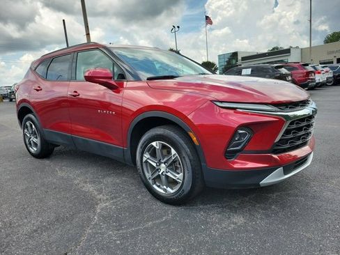 Used 2024 Chevrolet Blazer LT w/ Convenience Package FWD image 7