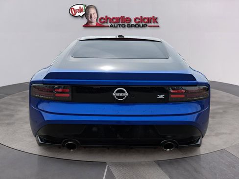 Used 2024 Nissan Z Performance w/ Floor Mat Package image 5