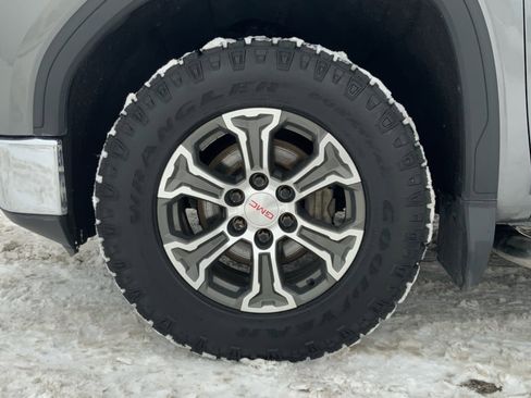 Used 2020 GMC Sierra 1500 SLE w/ X31 Off-Road Package image 31