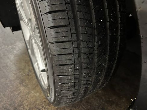 Used 2017 Chevrolet Cruze Premier image 11