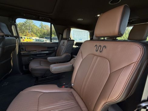 Certified 2024 Ford Expedition King Ranch image 27