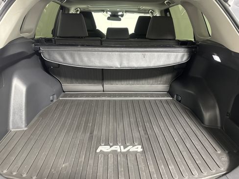 Used 2024 Toyota RAV4 XLE w/ Convenience Package AWD/4WD image 23