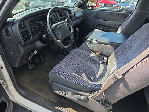 Used 2002 Dodge Ram 2500 Truck 4x4 Quad Cab image 4