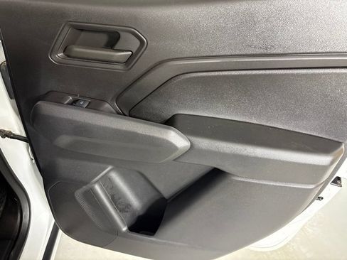 Used 2024 Chevrolet Colorado W/T w/ WT Convenience Package II RWD image 18