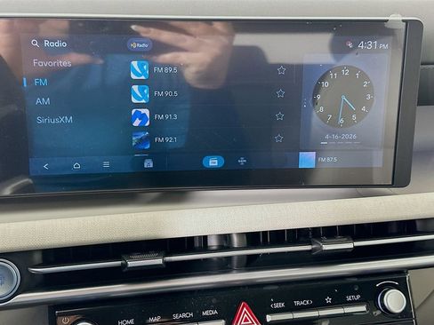 New 2026 Hyundai Tucson SEL image 11