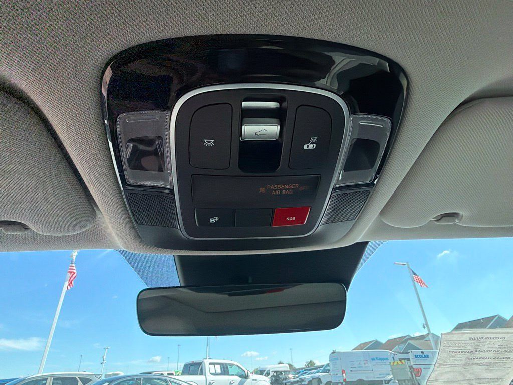 Used 2024 Hyundai Sonata SEL w/ Convenience Package FWD image 41