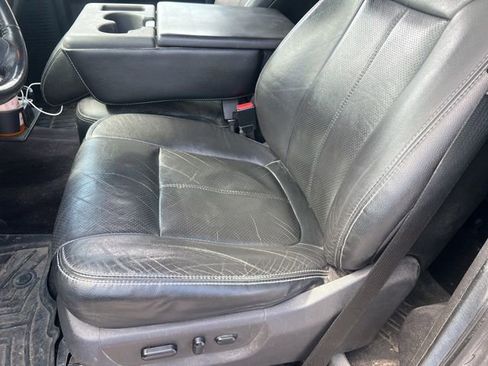 Used 2016 Ford F350 Lariat w/ Lariat Interior Package image 41